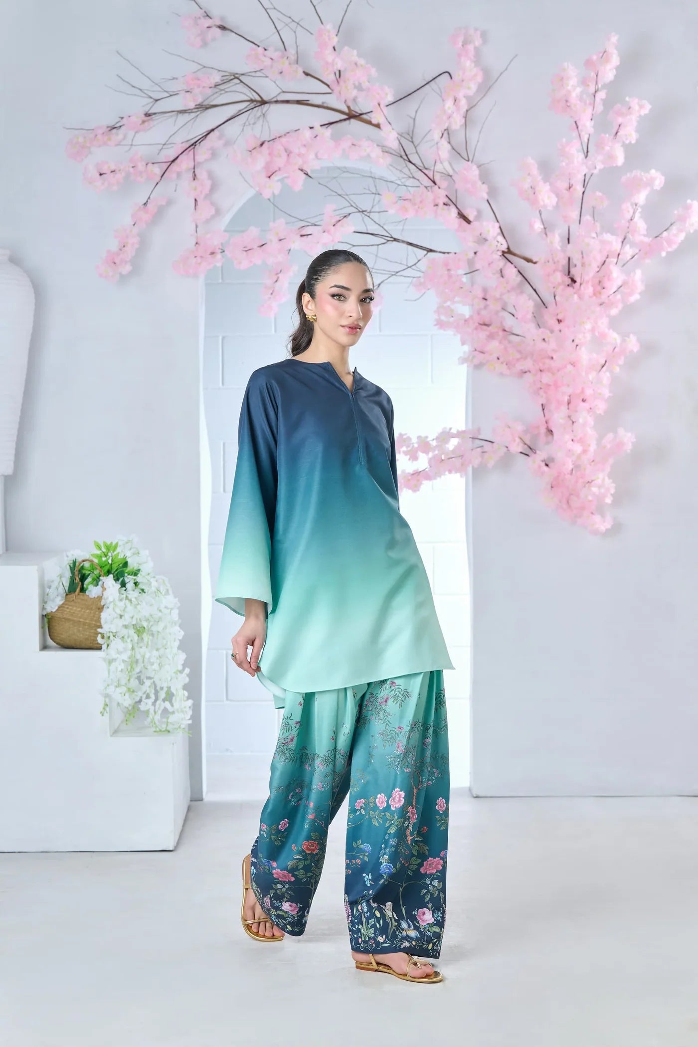 Marine Blossom Printed Silk 3pc Suit D. No 18