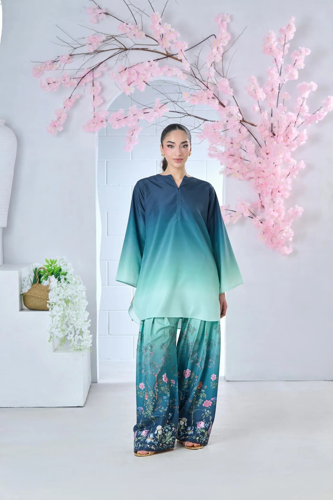 Marine Blossom Printed Silk 3pc Suit D. No 18