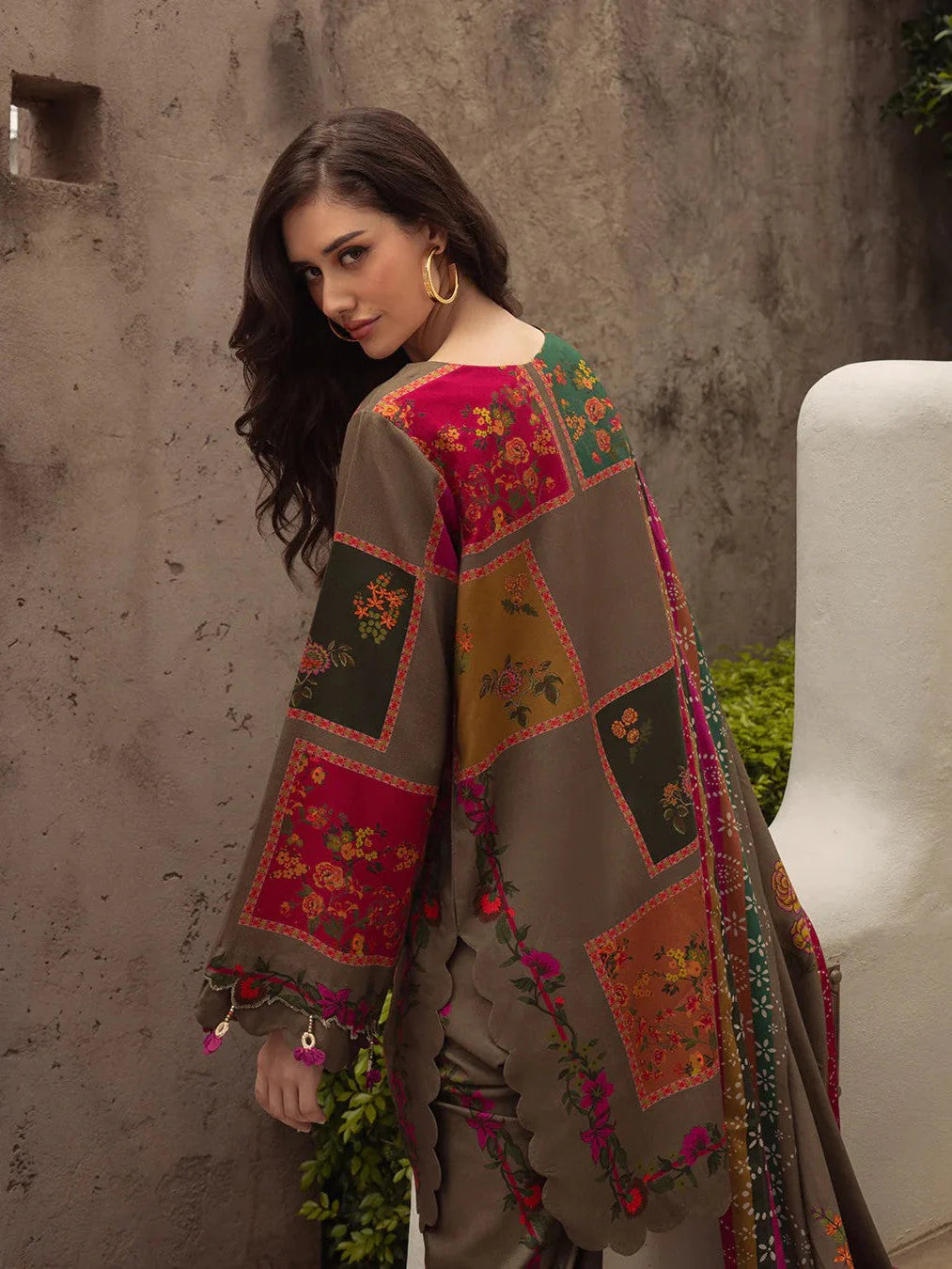 Digital Printed 3 Ps Silk Suit D. No 05