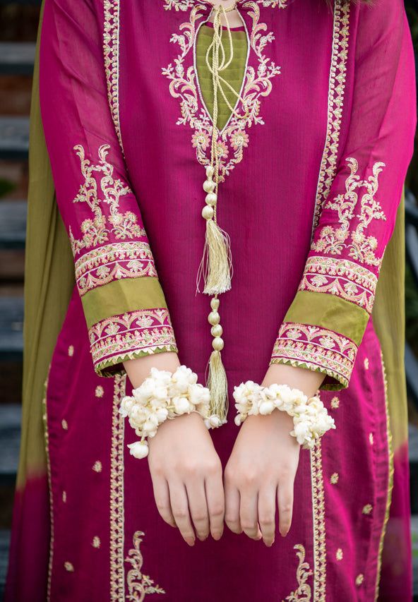 Omal Luxury Lawn Collection SK 7070