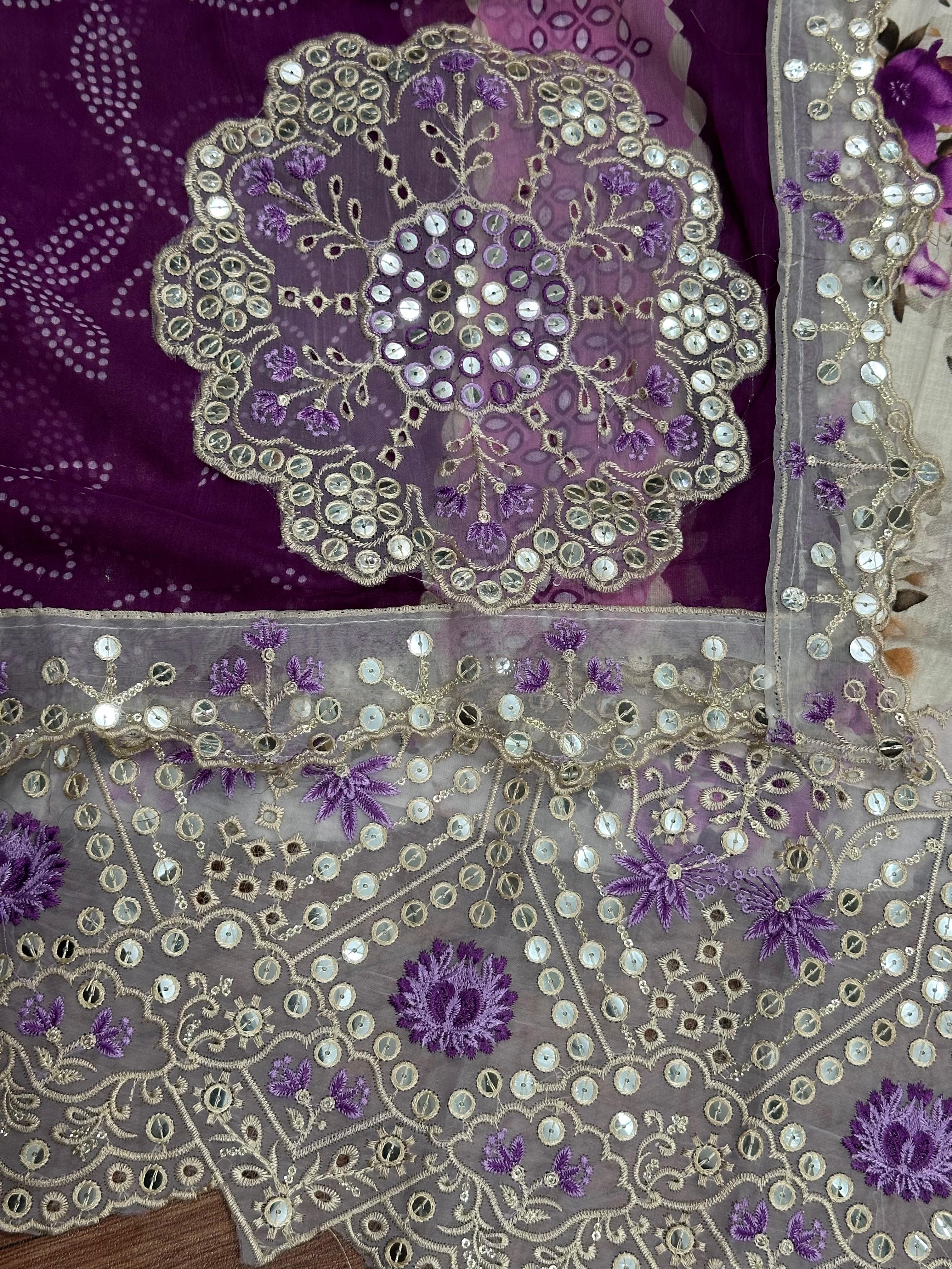 Baroque Lawn LS 8012