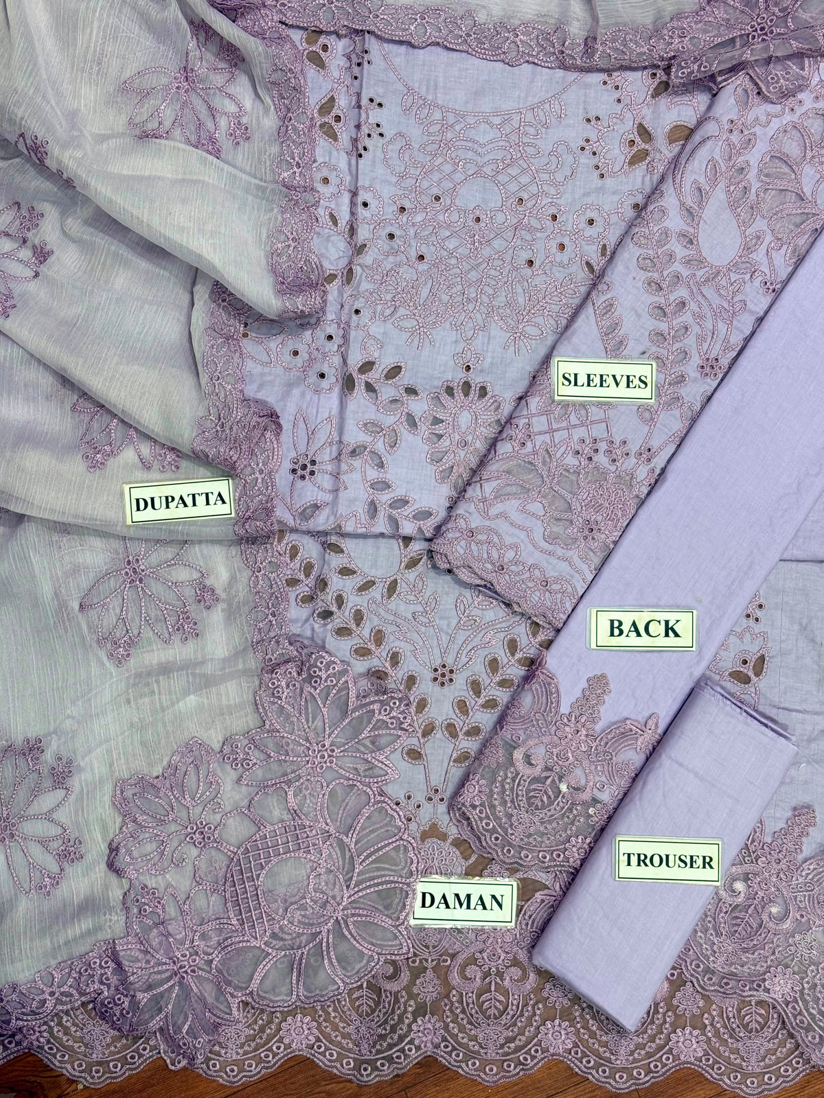Imrozia Luxury Lawn Collection SK 7086