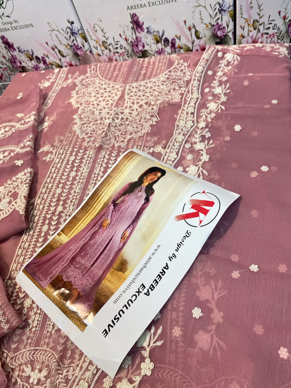 Azure Luxury Embroidered suit SK 7073
