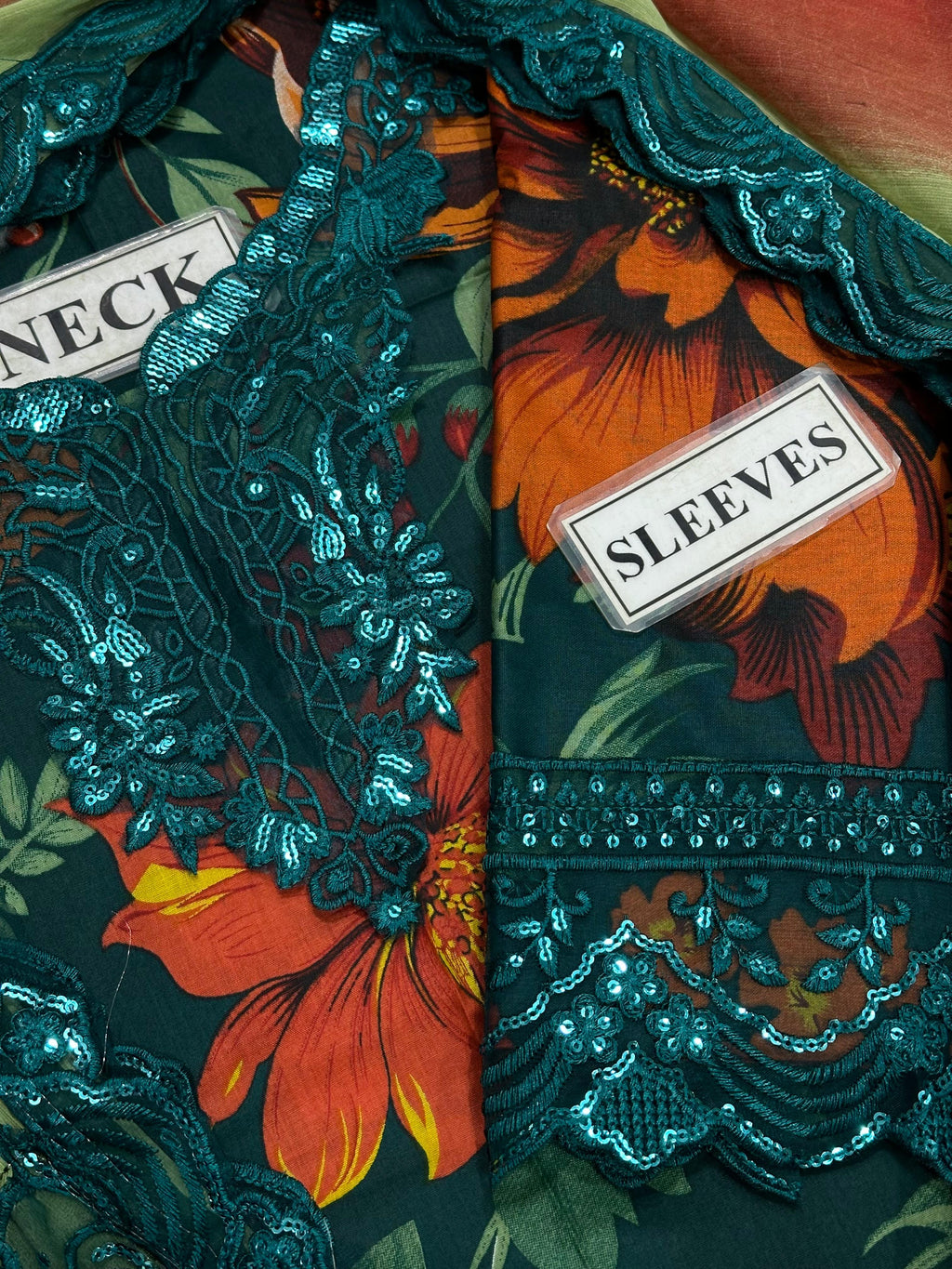 Iznik Lawn Collection LS 8030