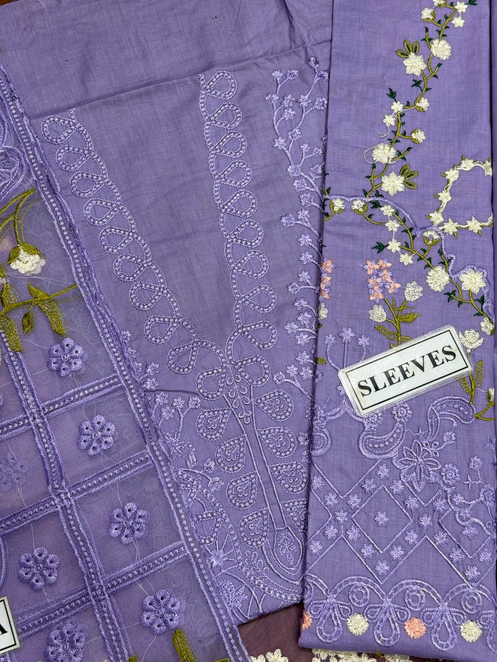 Elaf Embroidered Lawn Suit Unstitched SK